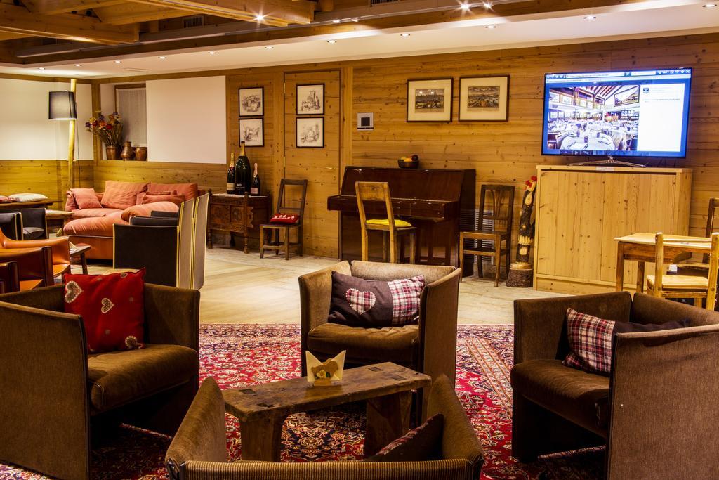 Hotel Pilier D'Angle & Wellness Κουρμαγιέρ Εξωτερικό φωτογραφία