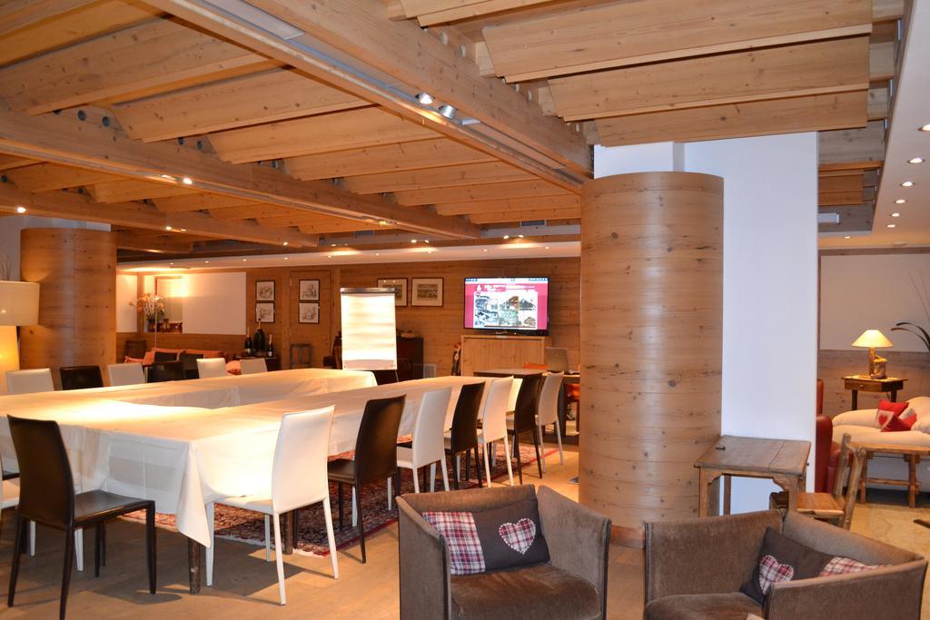 Hotel Pilier D'Angle & Wellness Κουρμαγιέρ Εξωτερικό φωτογραφία