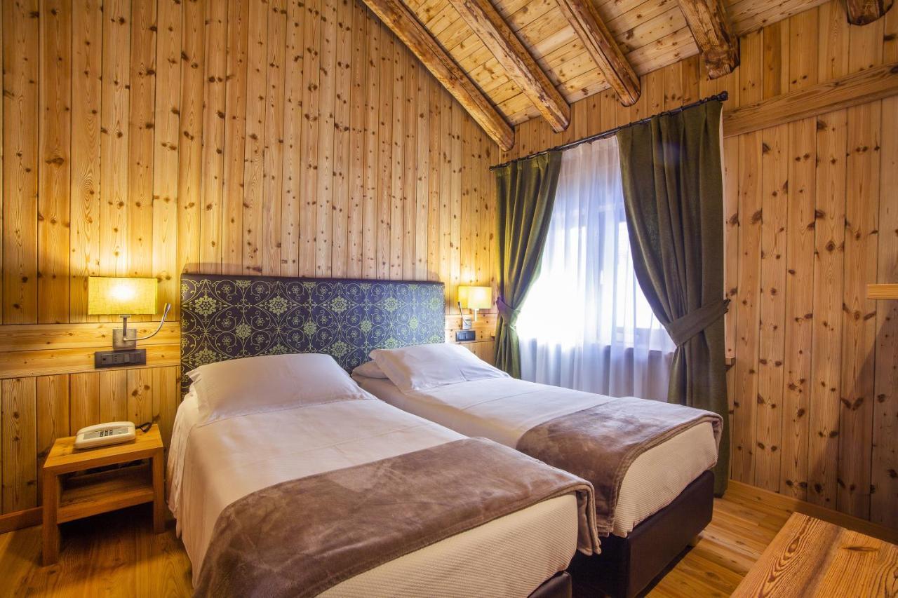 Hotel Pilier D'Angle & Wellness Κουρμαγιέρ Εξωτερικό φωτογραφία