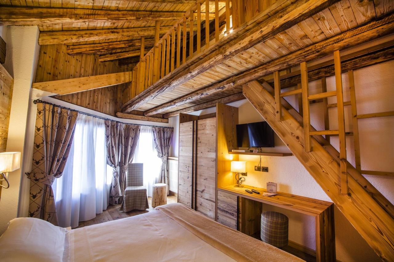 Hotel Pilier D'Angle & Wellness Κουρμαγιέρ Εξωτερικό φωτογραφία